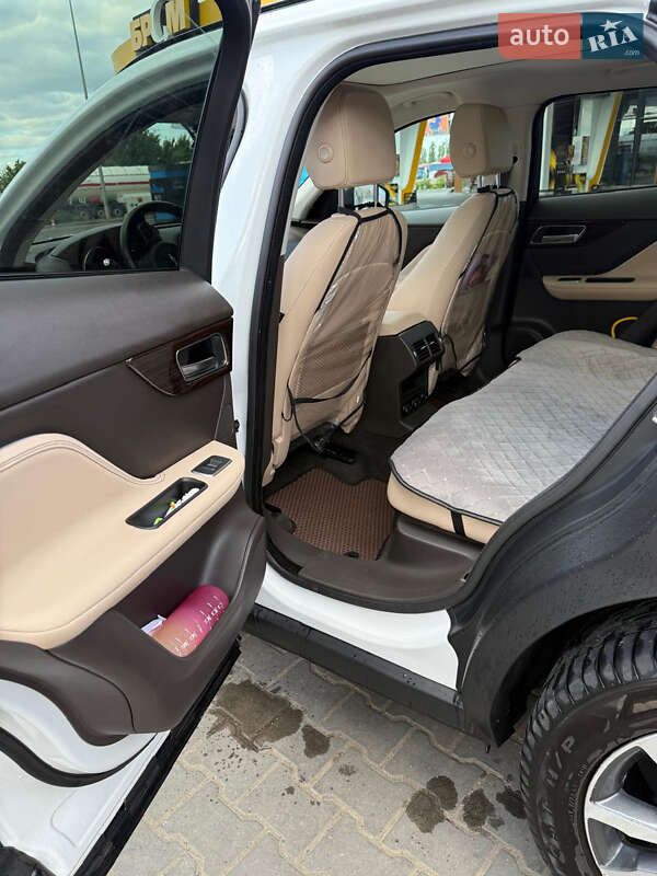 Внедорожник / Кроссовер Jaguar F-Pace 2016 в Одессе фото 6 Внедорожник / Кроссовер Jaguar F-Pace 2016 в Одессе