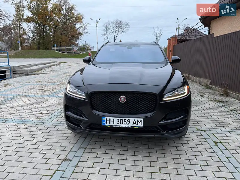 Jaguar F-Pace