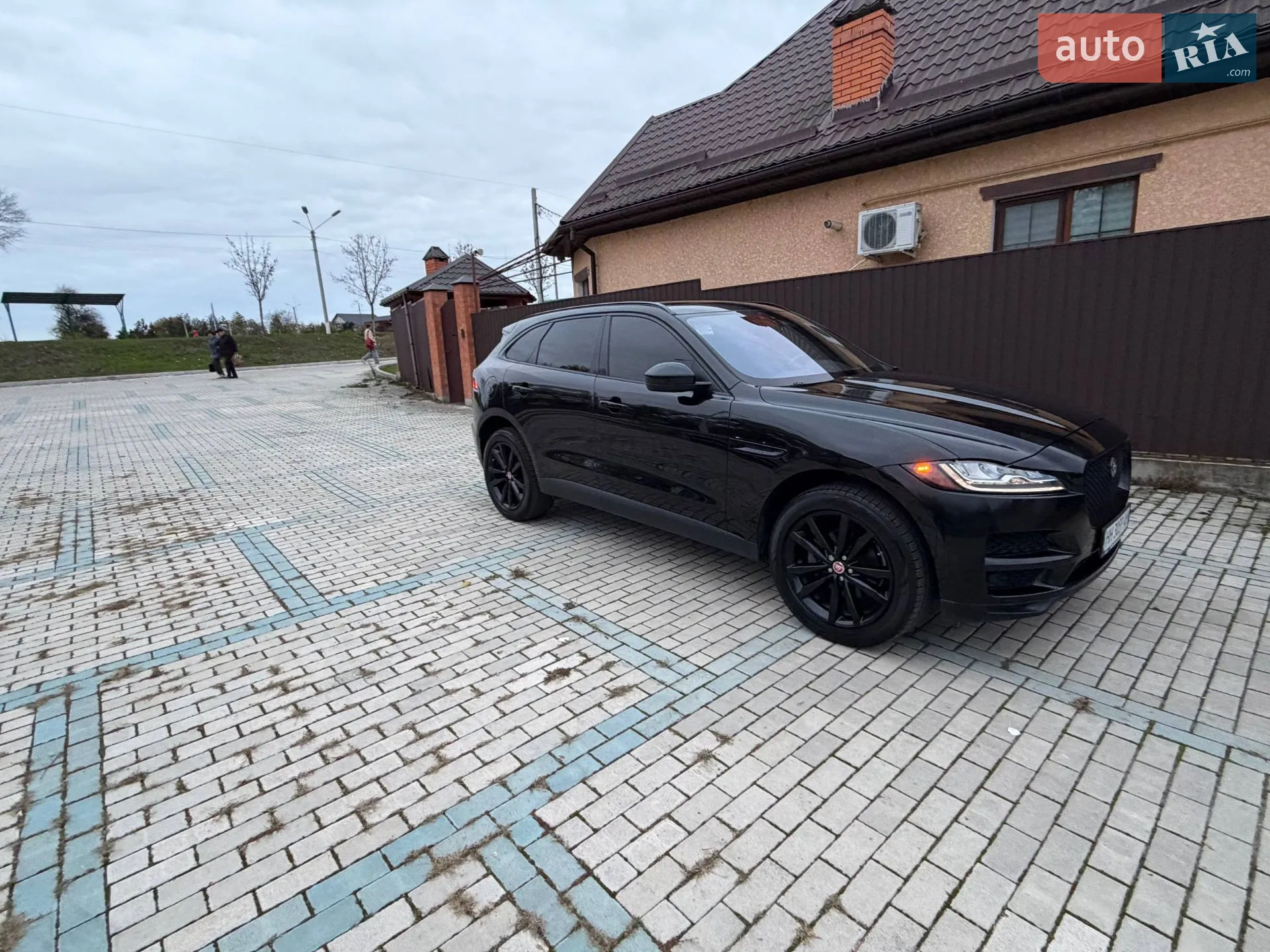 2016 Jaguar F-Pace - мініатюра 5