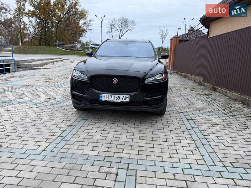 Внедорожник / Кроссовер Jaguar F-Pace 2016 в Измаиле фото 4 Внедорожник / Кроссовер Jaguar F-Pace 2016 в Измаиле