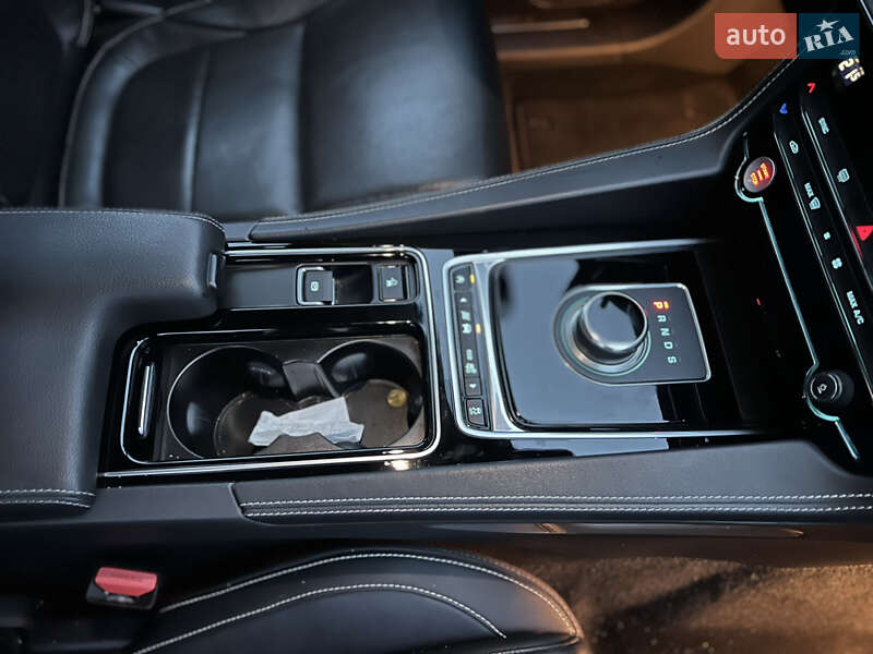 Внедорожник / Кроссовер Jaguar F-Pace 2017 в Ковеле