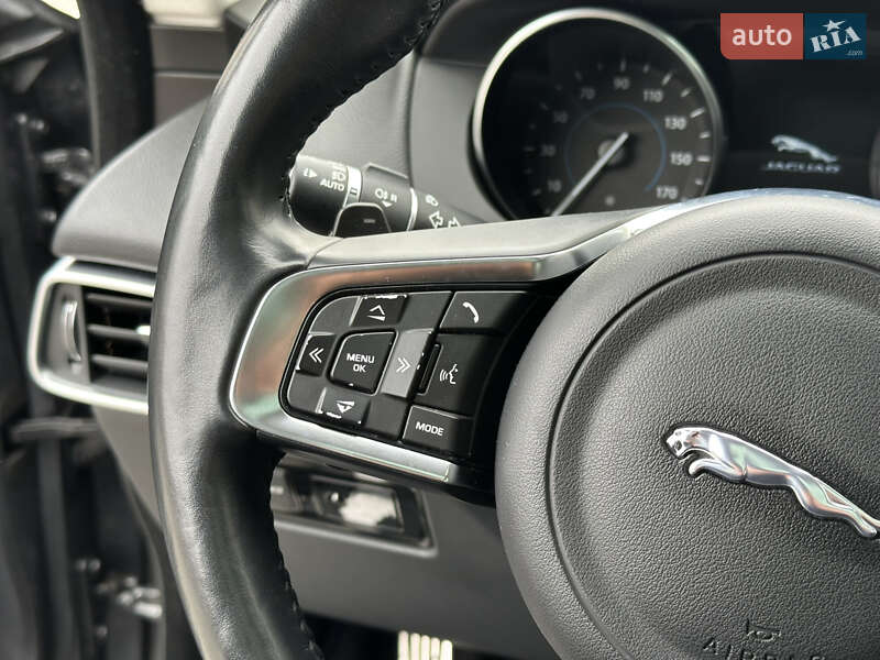 Внедорожник / Кроссовер Jaguar F-Pace 2017 в Киеве фото 27 Внедорожник / Кроссовер Jaguar F-Pace 2017 в Киеве