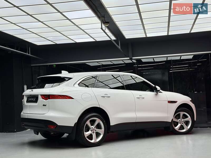 Внедорожник / Кроссовер Jaguar F-Pace 2019 в Киеве