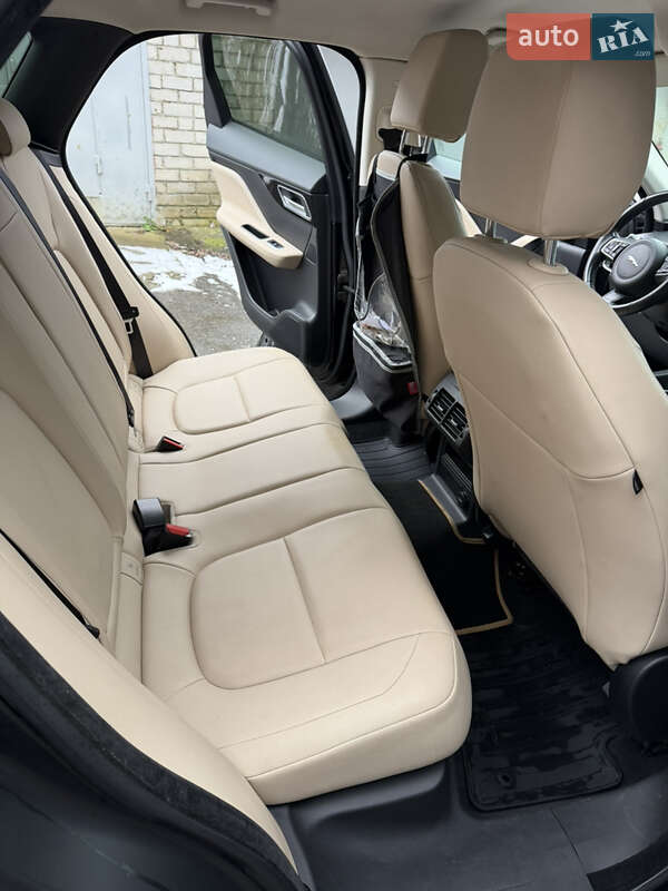 Внедорожник / Кроссовер Jaguar F-Pace 2017 в Харькове