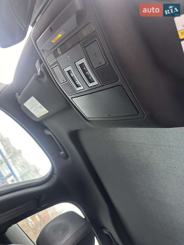 Внедорожник / Кроссовер Jaguar F-Pace 2017 в Чернигове фото 14 Внедорожник / Кроссовер Jaguar F-Pace 2017 в Чернигове