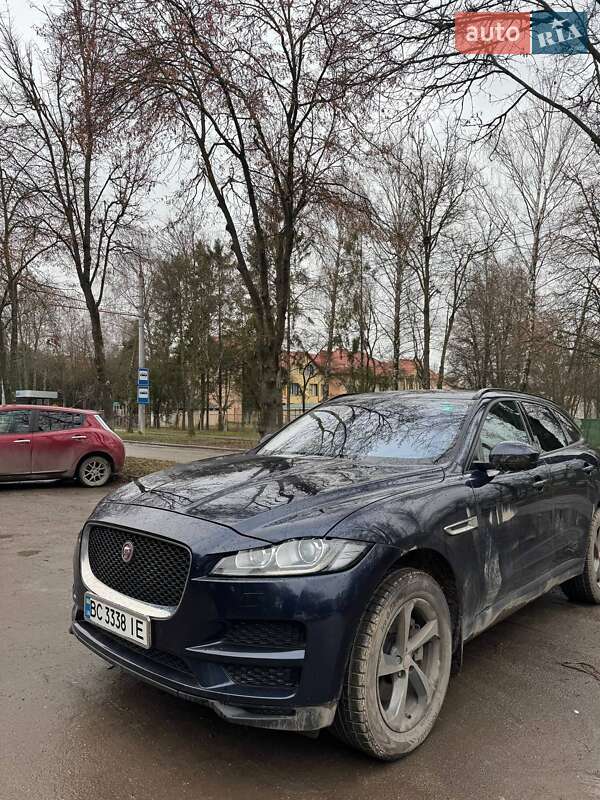 Внедорожник / Кроссовер Jaguar F-Pace 2016 в Тернополе
