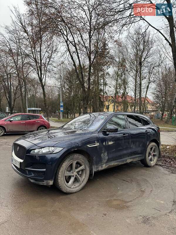 Внедорожник / Кроссовер Jaguar F-Pace 2016 в Тернополе