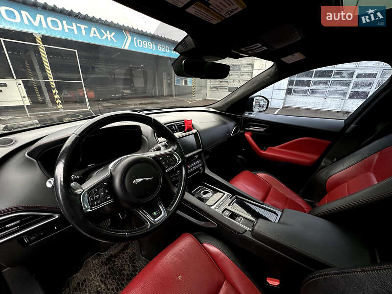 Внедорожник / Кроссовер Jaguar F-Pace 2018 в Полтаве фото 14 Внедорожник / Кроссовер Jaguar F-Pace 2018 в Полтаве