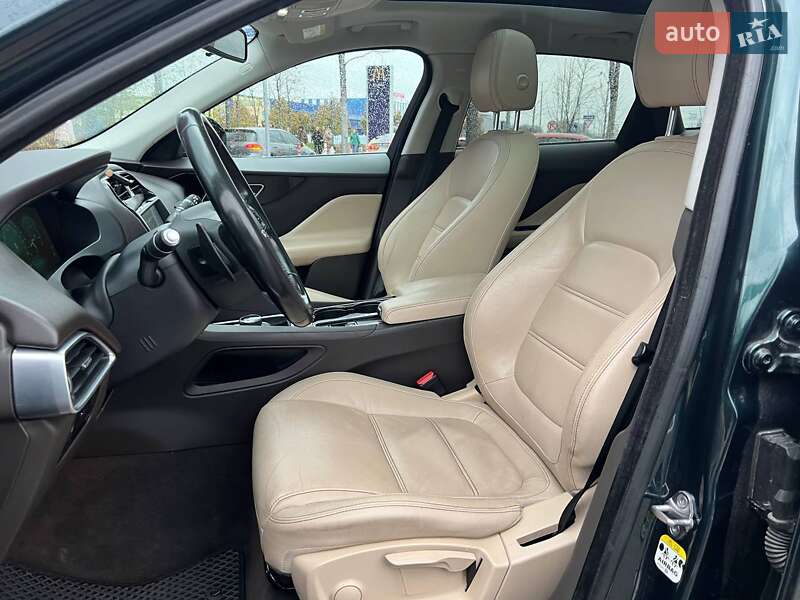 Внедорожник / Кроссовер Jaguar F-Pace 2016 в Киеве фото 10 Внедорожник / Кроссовер Jaguar F-Pace 2016 в Киеве