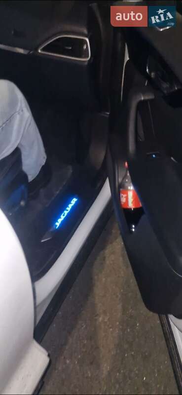 Внедорожник / Кроссовер Jaguar F-Pace 2019 в Днепре фото 6 Внедорожник / Кроссовер Jaguar F-Pace 2019 в Днепре