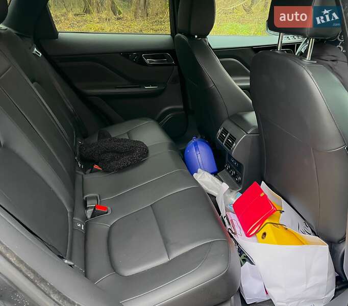 Внедорожник / Кроссовер Jaguar F-Pace 2017 в Львове фото 13 Внедорожник / Кроссовер Jaguar F-Pace 2017 в Львове