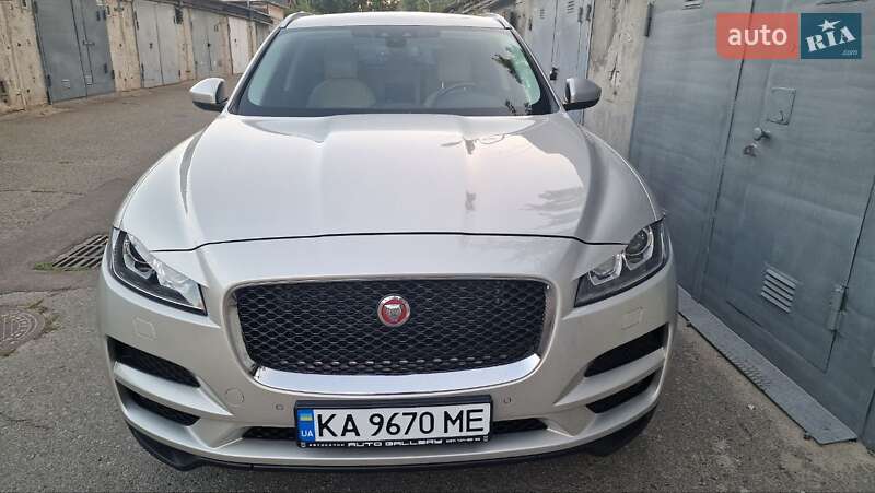 Внедорожник / Кроссовер Jaguar F-Pace 2017 в Киеве фото 4 Внедорожник / Кроссовер Jaguar F-Pace 2017 в Киеве