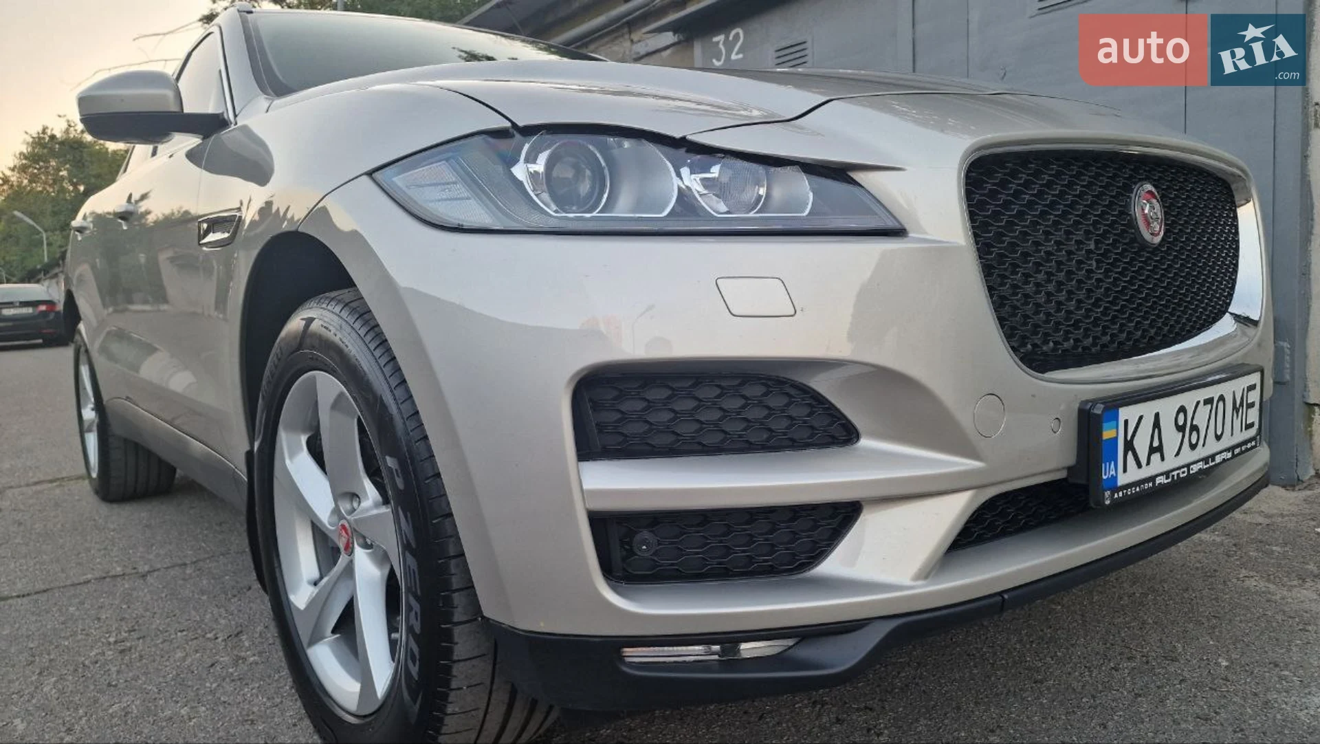2017 Jaguar F-Pace - мініатюра 3