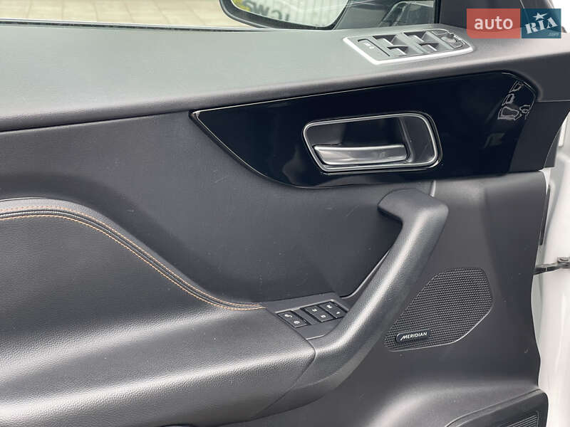 Позашляховик / Кросовер Jaguar F-Pace 2019 в Києві