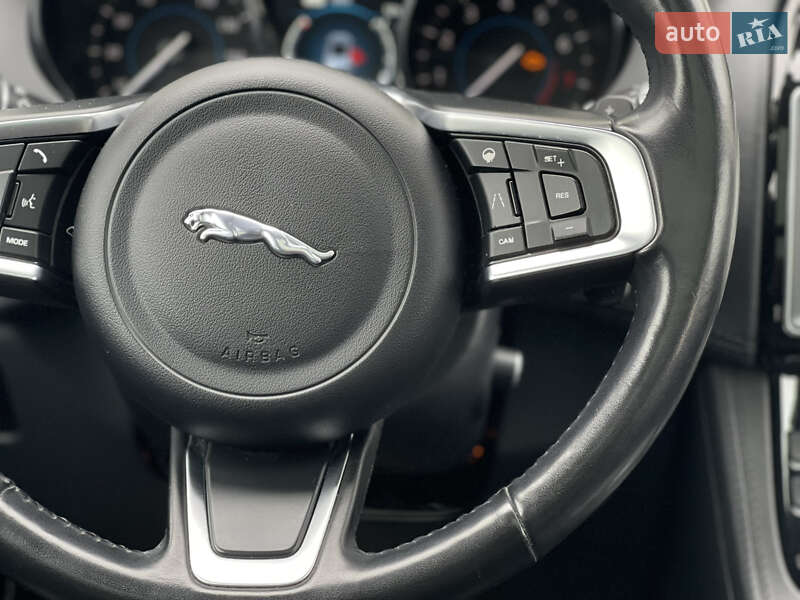 Внедорожник / Кроссовер Jaguar F-Pace 2019 в Киеве