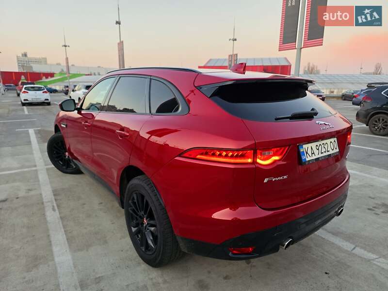 Внедорожник / Кроссовер Jaguar F-Pace 2017 в Киеве фото 4 Внедорожник / Кроссовер Jaguar F-Pace 2017 в Киеве