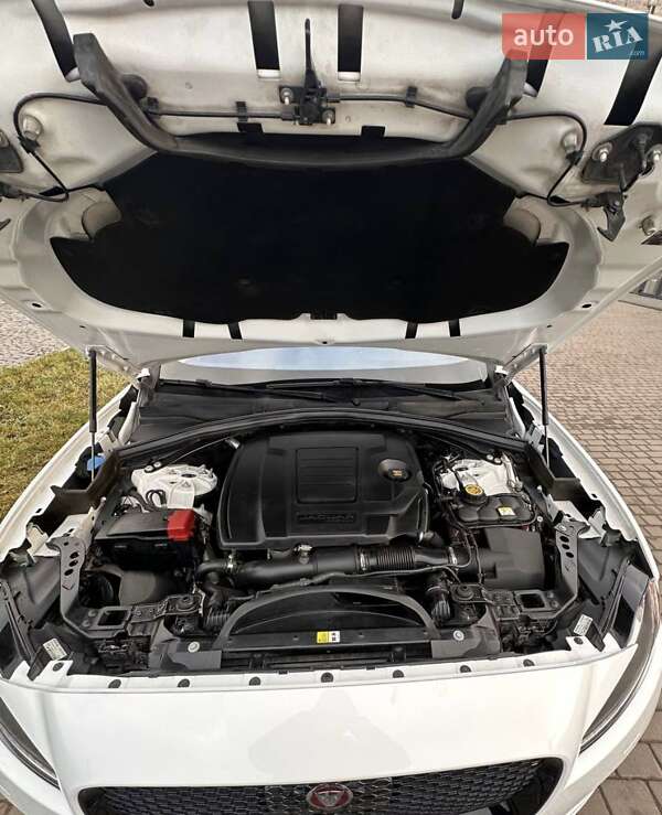 Позашляховик / Кросовер Jaguar F-Pace 2018 в Володимирі