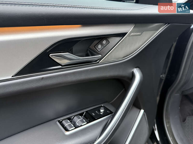 Внедорожник / Кроссовер Jaguar F-Pace 2023 в Харькове