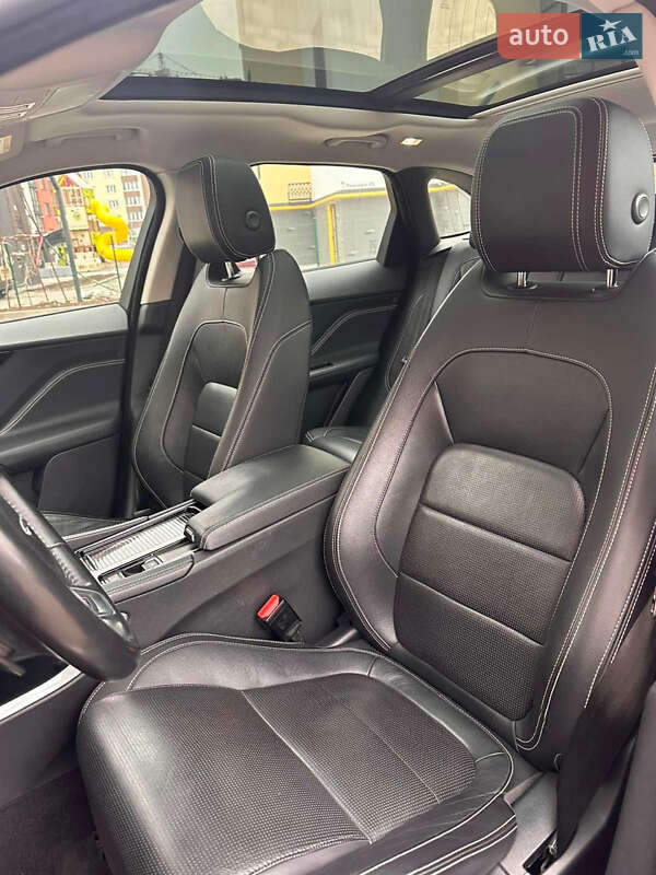 Позашляховик / Кросовер Jaguar F-Pace 2016 в Житомирі