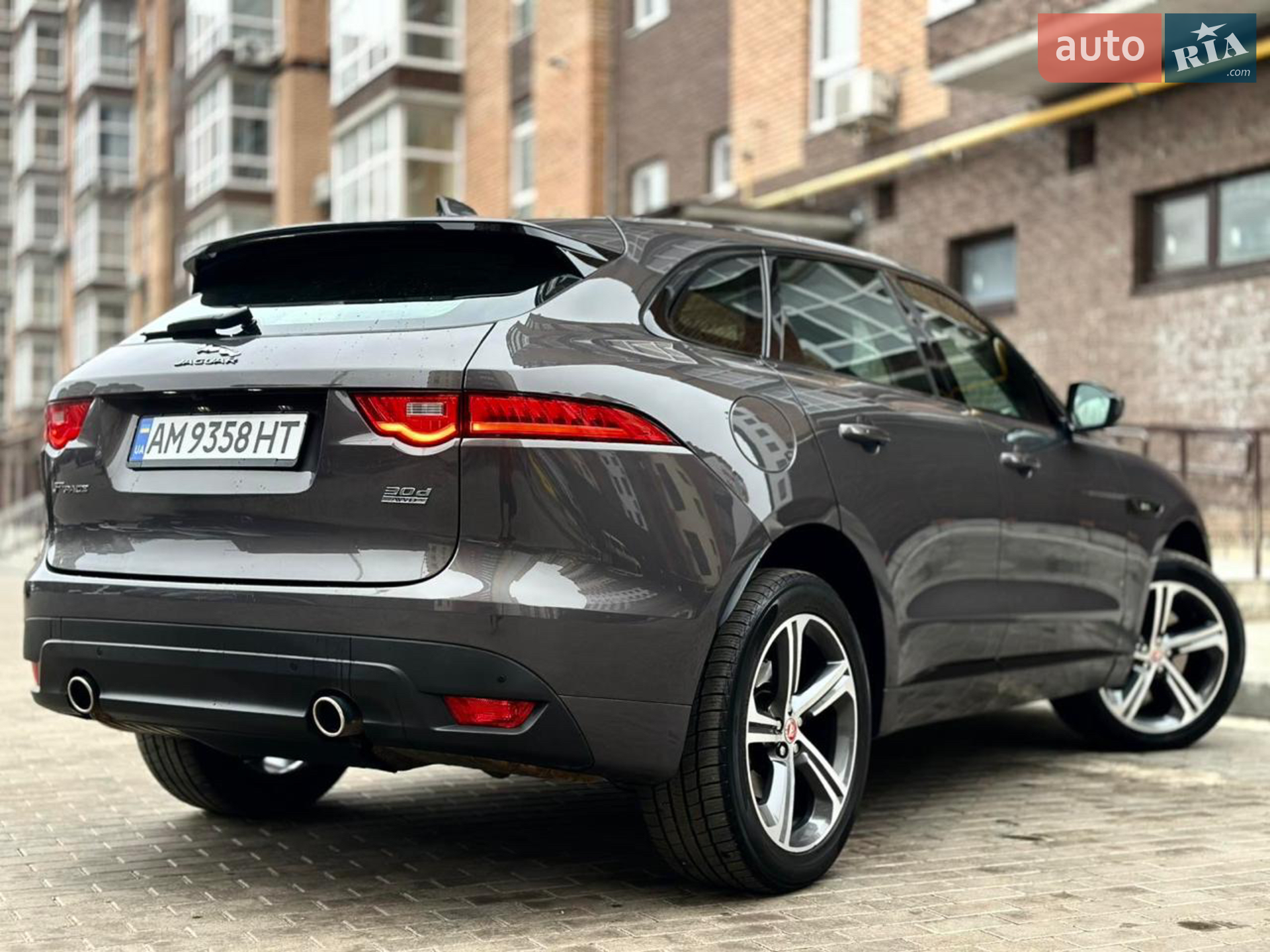 2016 Jaguar F-Pace - мініатюра 10