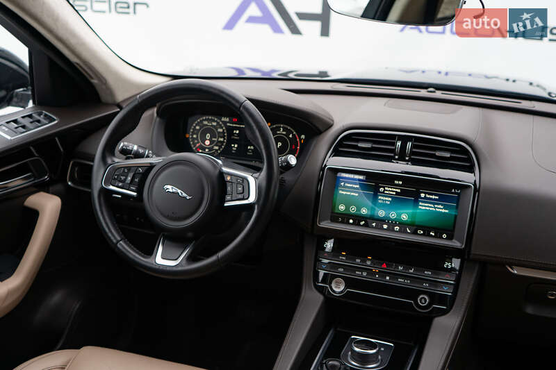 Внедорожник / Кроссовер Jaguar F-Pace 2019 в Киеве фото 43 Внедорожник / Кроссовер Jaguar F-Pace 2019 в Киеве