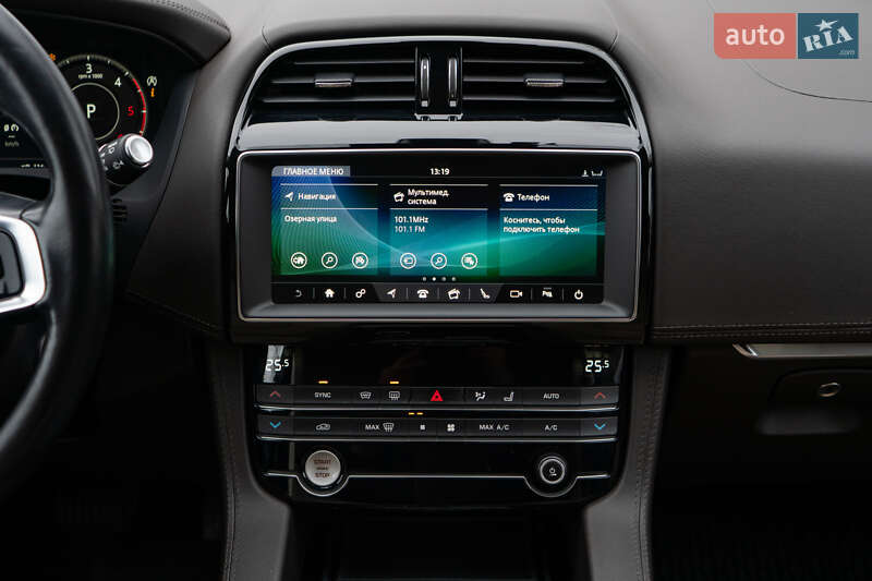 Внедорожник / Кроссовер Jaguar F-Pace 2019 в Киеве фото 45 Внедорожник / Кроссовер Jaguar F-Pace 2019 в Киеве