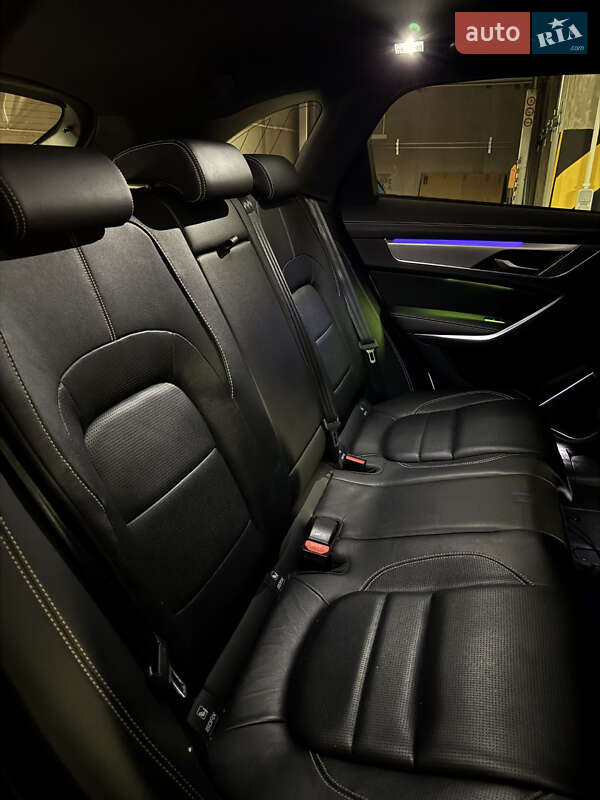 Внедорожник / Кроссовер Jaguar F-Pace 2021 в Житомире