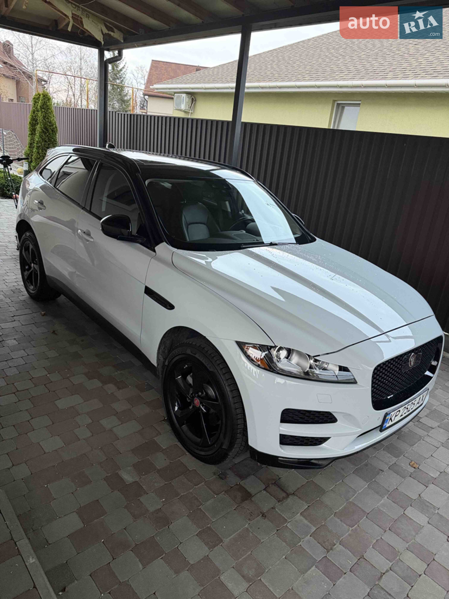 2019 Jaguar F-Pace - мініатюра 10