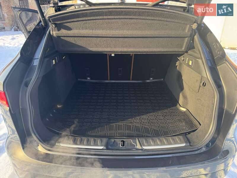 Внедорожник / Кроссовер Jaguar F-Pace 2017 в Полтаве