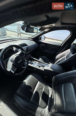 Внедорожник / Кроссовер Jaguar F-Pace 2018 в Черновцах