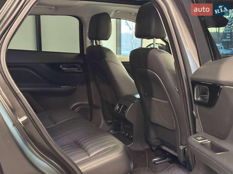 Внедорожник / Кроссовер Jaguar F-Pace 2017 в Львове