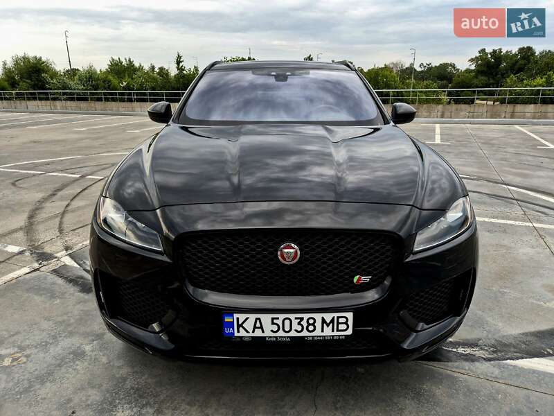 Позашляховик / Кросовер Jaguar F-Pace 2017 в Києві