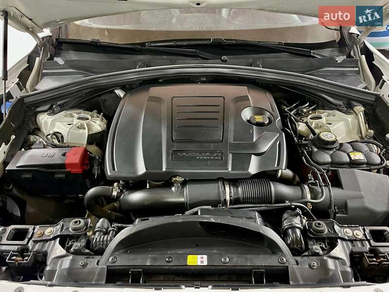 Внедорожник / Кроссовер Jaguar F-Pace 2018 в Киеве фото 30 Внедорожник / Кроссовер Jaguar F-Pace 2018 в Киеве