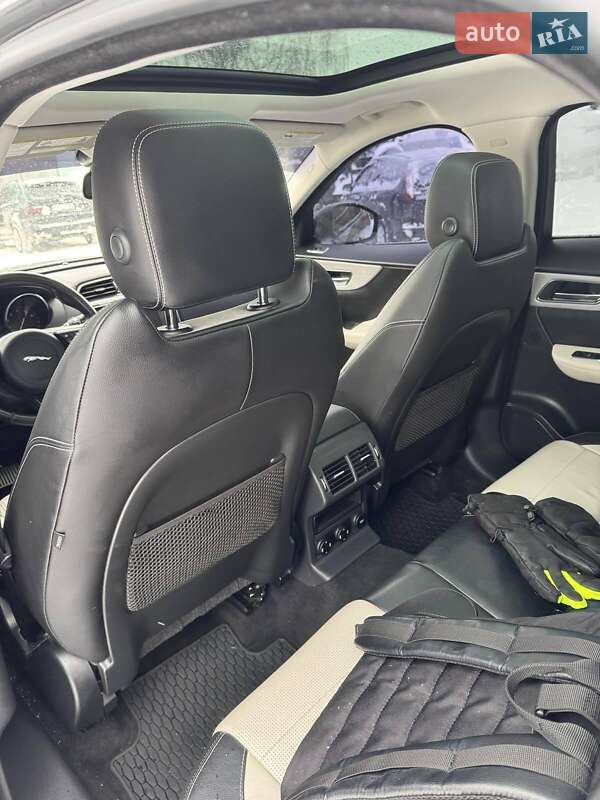 Внедорожник / Кроссовер Jaguar F-Pace 2017 в Киеве фото 6 Внедорожник / Кроссовер Jaguar F-Pace 2017 в Киеве