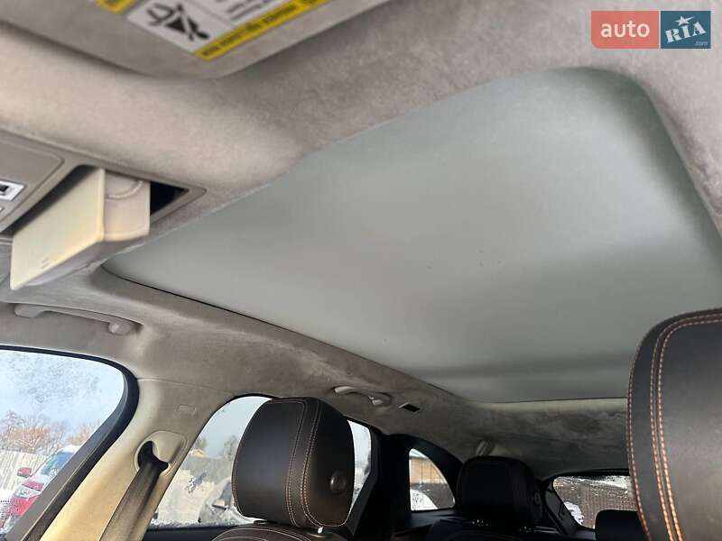 Внедорожник / Кроссовер Jaguar F-Pace 2019 в Луцке