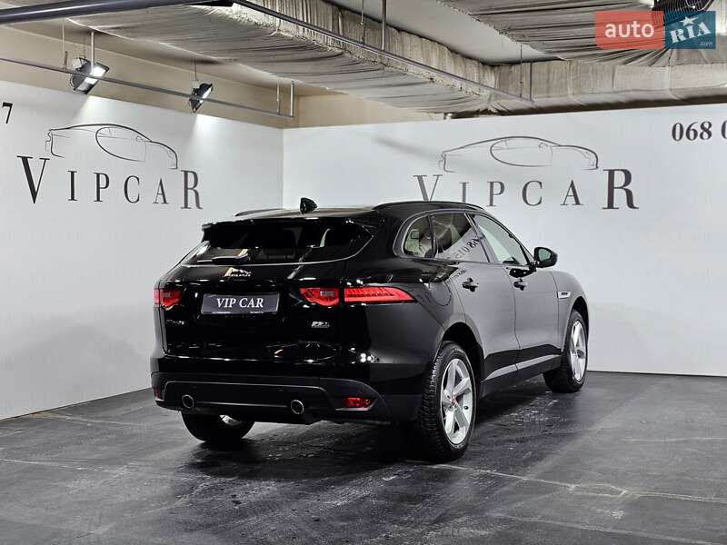 Внедорожник / Кроссовер Jaguar F-Pace 2017 в Киеве