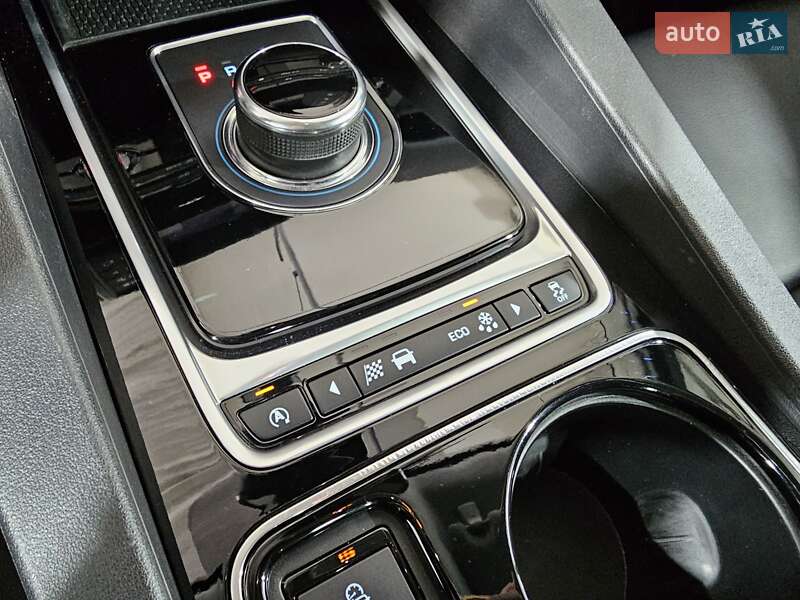 Внедорожник / Кроссовер Jaguar F-Pace 2017 в Киеве