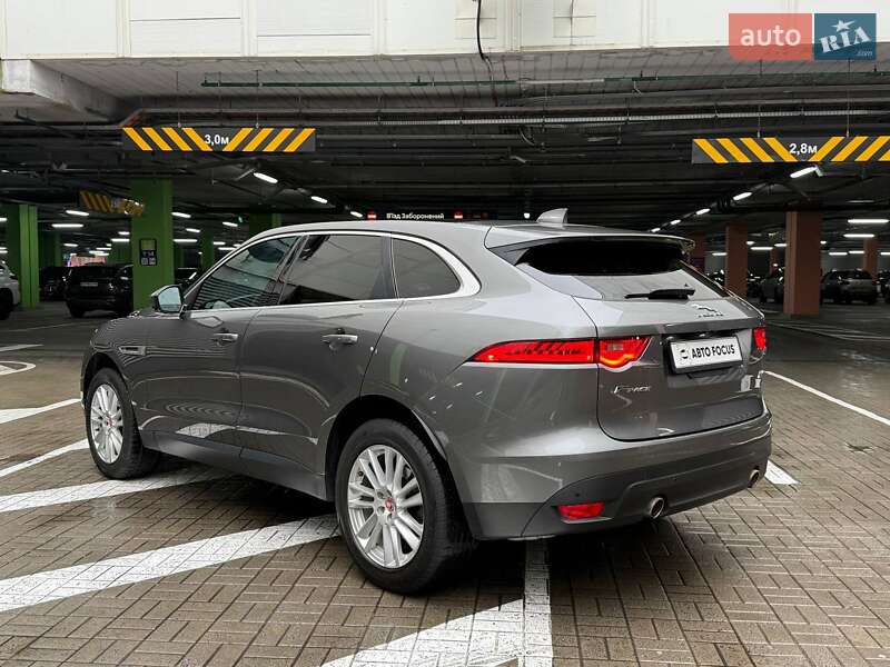 Внедорожник / Кроссовер Jaguar F-Pace 2017 в Киеве