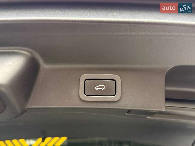 Внедорожник / Кроссовер Jaguar F-Pace 2017 в Киеве