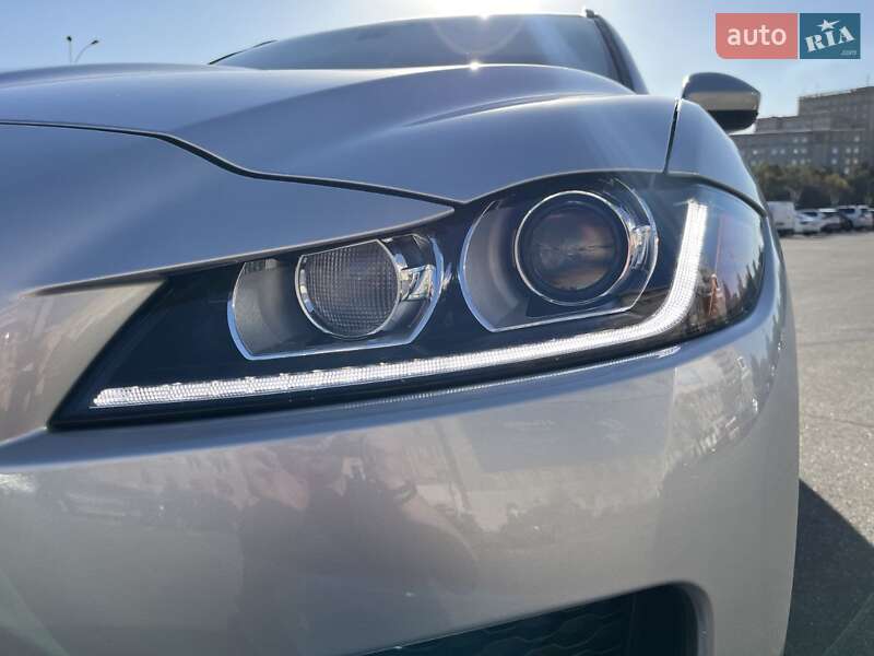 Внедорожник / Кроссовер Jaguar F-Pace 2016 в Харькове фото 12 Внедорожник / Кроссовер Jaguar F-Pace 2016 в Харькове