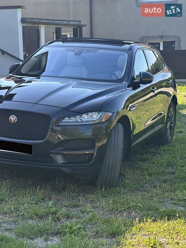 Внедорожник / Кроссовер Jaguar F-Pace 2018 в Тернополе