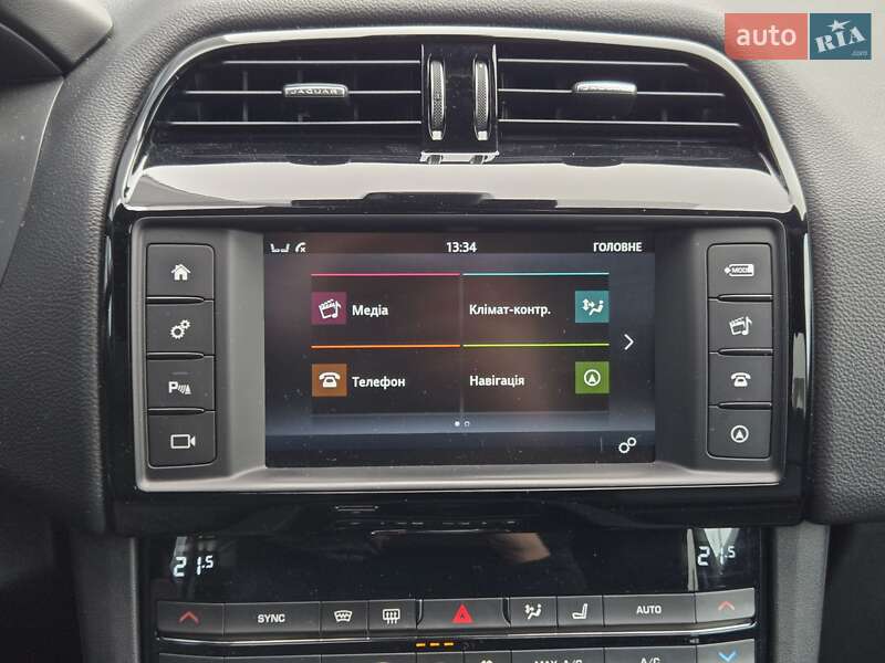 Внедорожник / Кроссовер Jaguar F-Pace 2016 в Киеве фото 29 Внедорожник / Кроссовер Jaguar F-Pace 2016 в Киеве