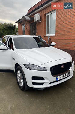 Позашляховик / Кросовер Jaguar F-Pace 2016 в Чечельнику