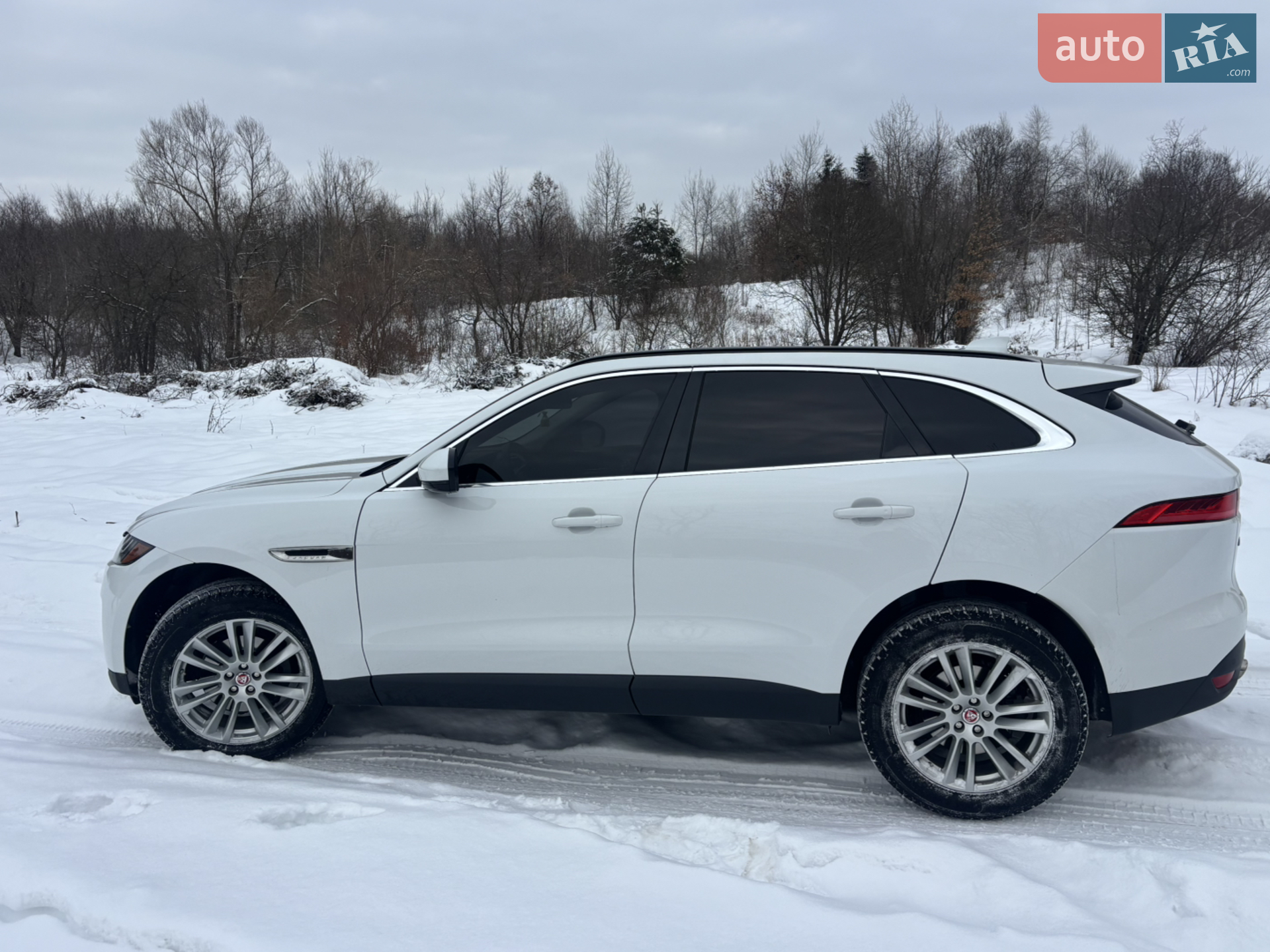 2016 Jaguar F-Pace - мініатюра 10