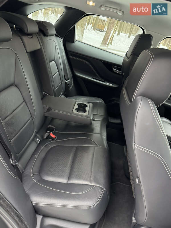 Внедорожник / Кроссовер Jaguar F-Pace 2017 в Ковеле