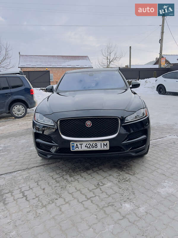 Внедорожник / Кроссовер Jaguar F-Pace 2016 в Ивано-Франковске фото 2 Внедорожник / Кроссовер Jaguar F-Pace 2016 в Ивано-Франковске