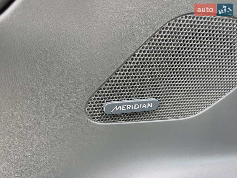 Внедорожник / Кроссовер Jaguar F-Pace 2016 в Ивано-Франковске фото 41 Внедорожник / Кроссовер Jaguar F-Pace 2016 в Ивано-Франковске