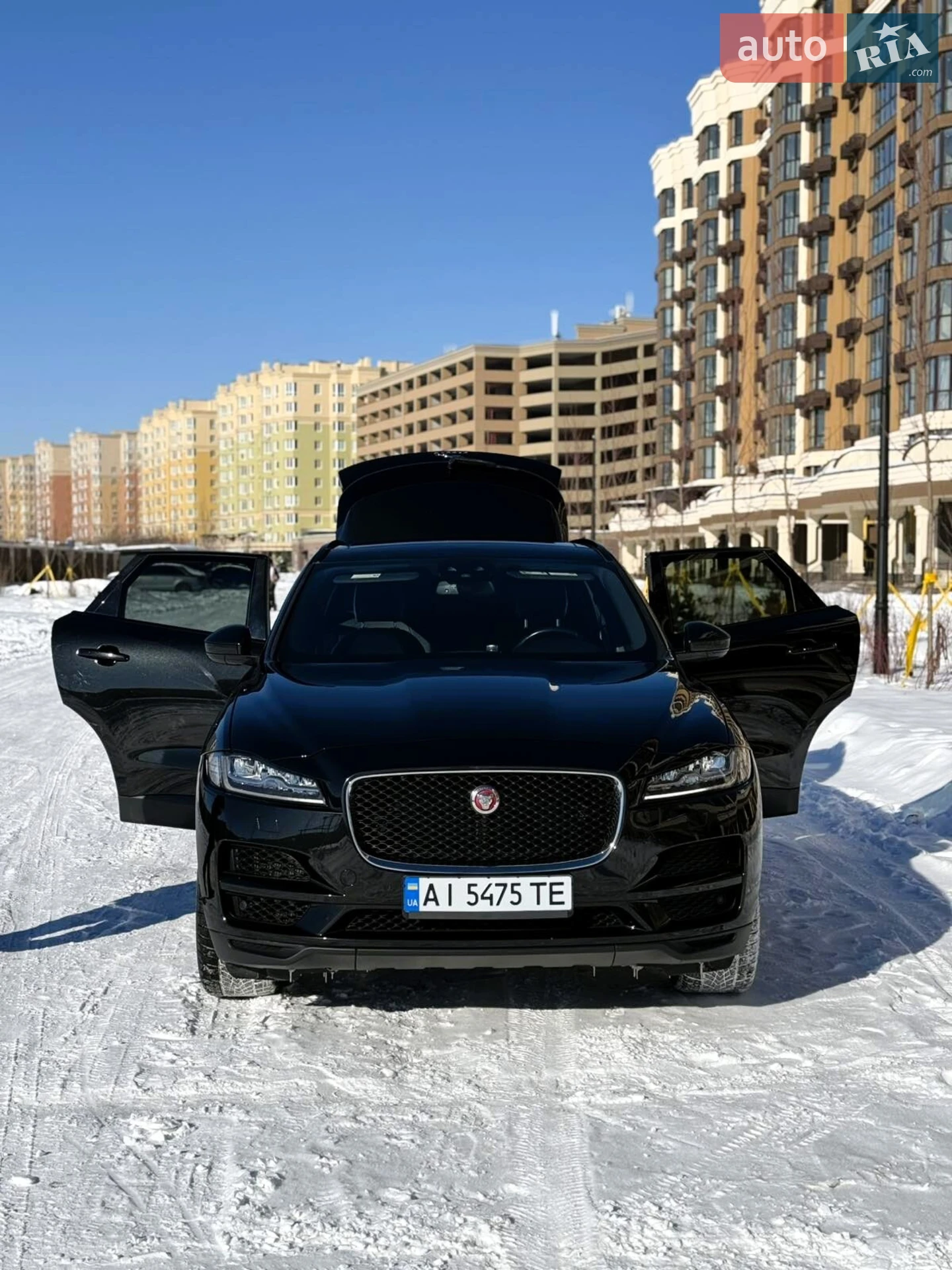 2017 Jaguar F-Pace - мініатюра 5