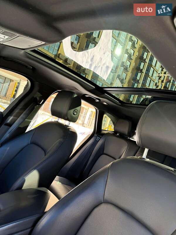 Внедорожник / Кроссовер Jaguar F-Pace 2017 в Киеве фото 40 Внедорожник / Кроссовер Jaguar F-Pace 2017 в Киеве