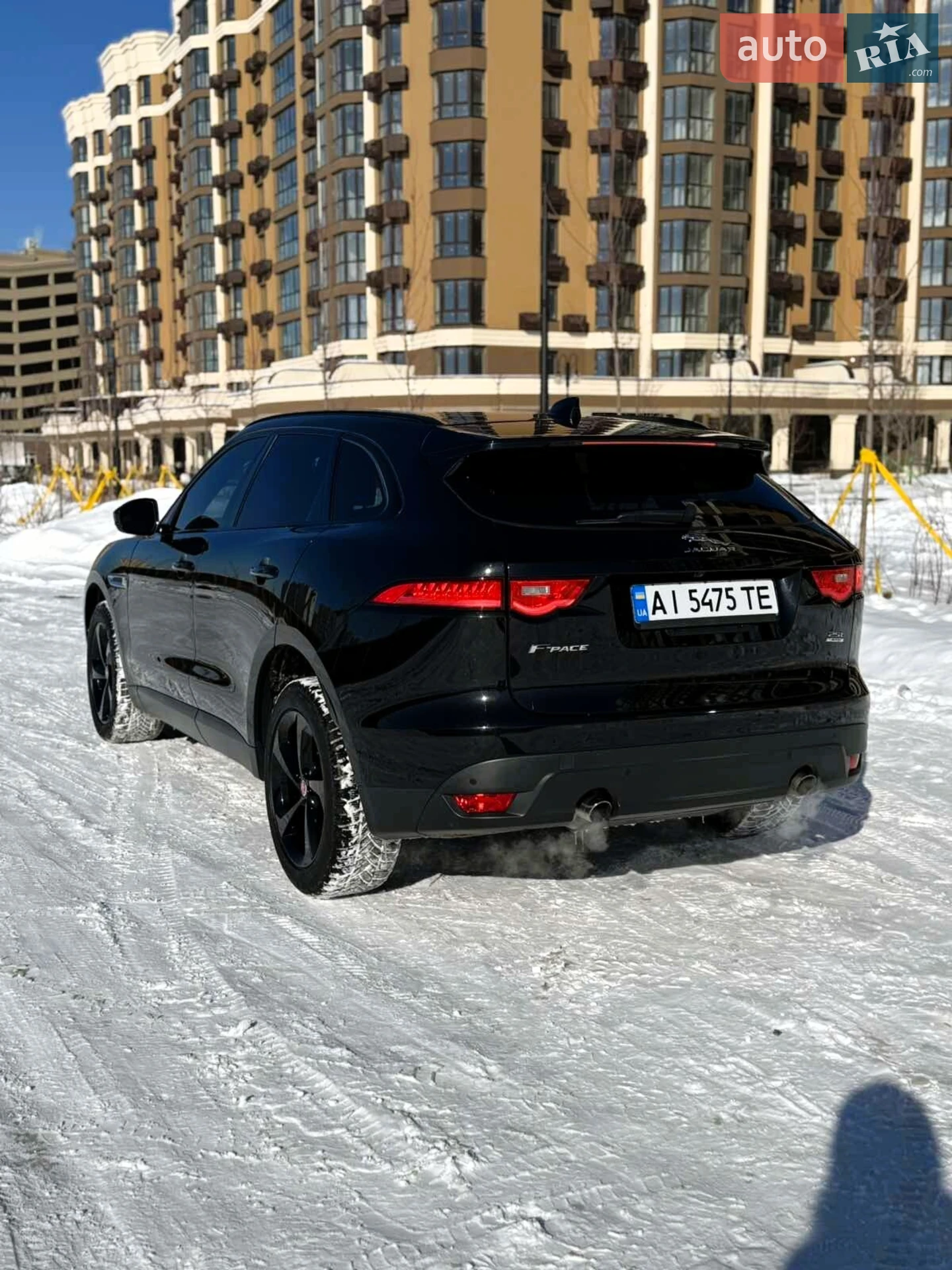 2017 Jaguar F-Pace - мініатюра 14
